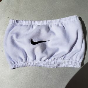 Nike top